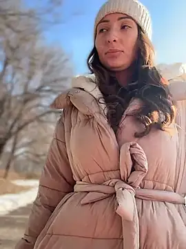 Snapshot of YOUR-KARINA chatting on 01.04.25 YOUR-KARINA online show from 01.04.25