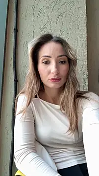 YOUR-KARINA online show from 10.30.25