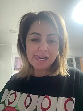 Snapshot of Emma_roqueen chatting on 12.08.24 Emma roqueen online show from 12.08.24