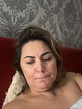 Snapshot of Emma_roqueen chatting on 09.10.25 Emma roqueen online show from 09.10.25