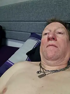 tomtom111111 online show from 11.01.25