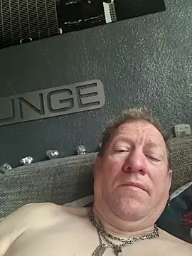 tomtom111111 online show from 11.04.25