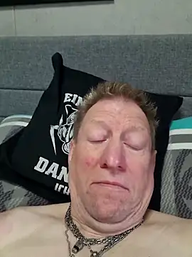 tomtom111111 online show from 04.03.26