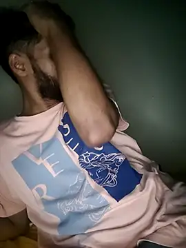 FearingForm online show from 10.05.25