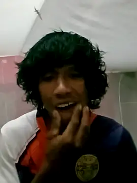 Snapshot of Kungsm@xh chatting on 09.28.25 Kungsmxh online show from 09.28.25