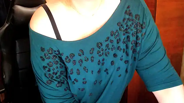 Snapshot of AlisaHot55 chatting on 02.16.26 AlisaHot55 online show from 02.16.26