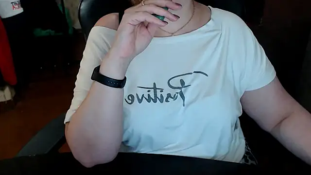 Snapshot of AlisaHot55 chatting on 02.18.26 AlisaHot55 online show from 02.18.26