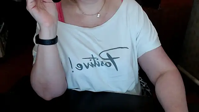 Snapshot of AlisaHot55 chatting on 04.23.26 AlisaHot55 online show from 04.23.26