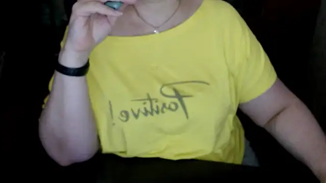 Snapshot of AlisaHot55 chatting on 05.20.26 AlisaHot55 online show from 05.20.26