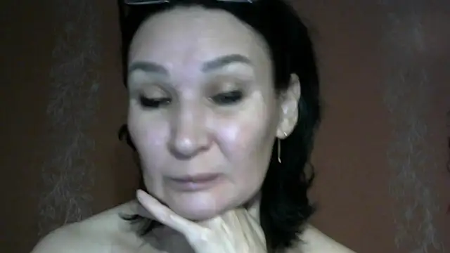 PrettyAndWild online show from 11.09.25