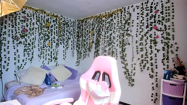 violeta milleer online show from 11.27.25