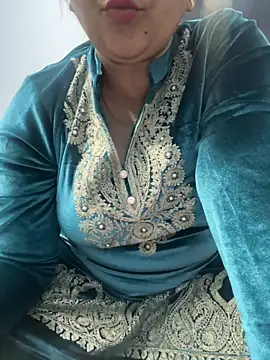 Preet Kaur 69 online show from 12.17.24