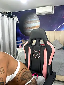 Nella Dolls online show from 09.13.25