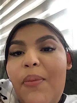 Snapshot of Lia_sexx chatting on 11.19.25 Lia sexx online show from 11.19.25