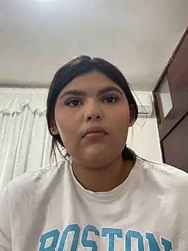 Snapshot of Lia_sexx chatting on 11.25.25 Lia sexx online show from 11.25.25