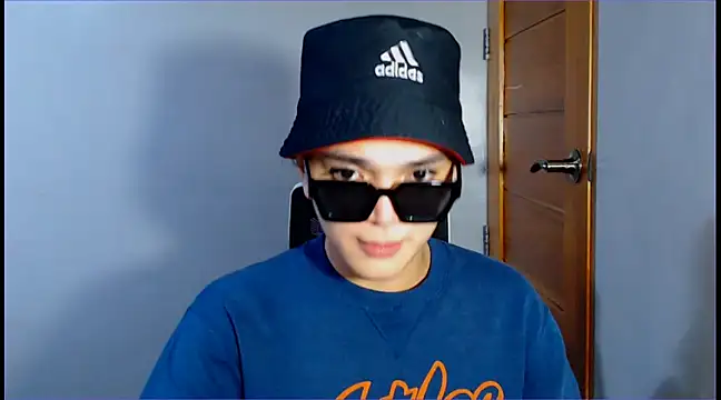 Snapshot of WONDERWOMAN2023 chatting on 01.01.25 WONDERWOMAN2023 online show from 01.01.25