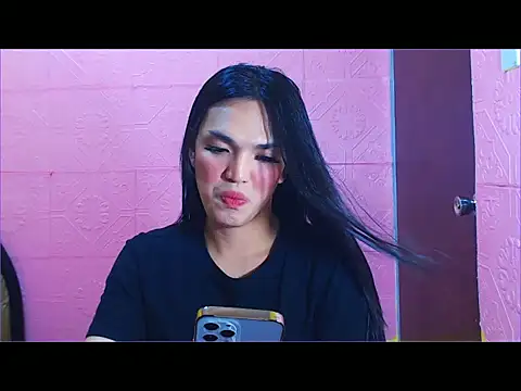 WONDERWOMAN2023 online show from 11.03.25