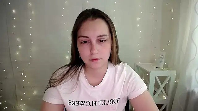 Snapshot of SweetPrincess_ chatting on 05.08.26 SweetPrincess online show from 05.08.26