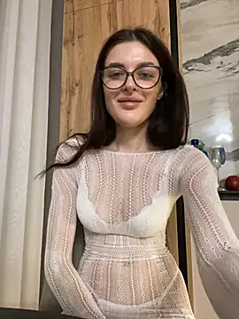 Snapshot of little_belucci chatting on 12.25.24 little belucci online show from 12.25.24