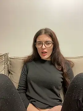 Snapshot of little_belucci chatting on 01.10.25 little belucci online show from 01.10.25