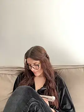 Snapshot of little_belucci chatting on 01.17.25 little belucci online show from 01.17.25