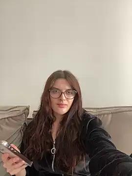 Snapshot of little_belucci chatting on 01.18.25 little belucci online show from 01.18.25