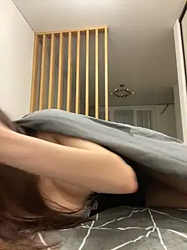 Snapshot of little_belucci chatting on 01.21.25 little belucci online show from 01.21.25