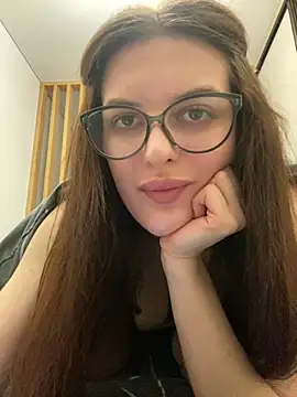 Snapshot of little_belucci chatting on 01.28.25 little belucci online show from 01.28.25