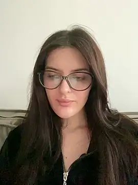 Snapshot of little_belucci chatting on 02.03.25 little belucci online show from 02.03.25