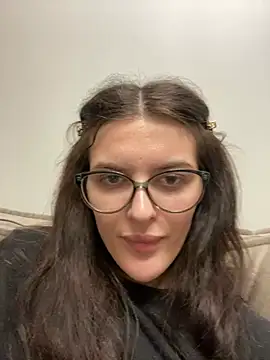 Snapshot of little_belucci chatting on 02.05.25 little belucci online show from 02.05.25