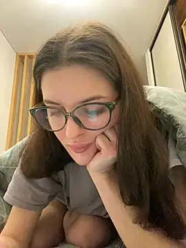 Snapshot of little_belucci chatting on 02.07.25 little belucci online show from 02.07.25