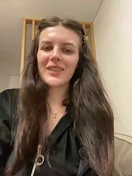 Snapshot of little_belucci chatting on 02.22.25 little belucci online show from 02.22.25