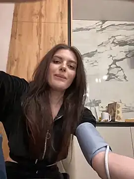 Snapshot of little_belucci chatting on 03.05.25 little belucci online show from 03.05.25