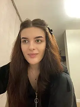 Snapshot of little_belucci chatting on 03.12.25 little belucci online show from 03.12.25