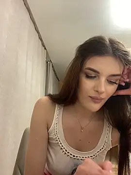 Snapshot of little_belucci chatting on 03.14.25 little belucci online show from 03.14.25
