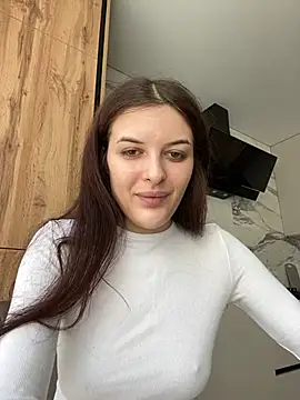 Snapshot of little_belucci chatting on 03.22.25 little belucci online show from 03.22.25