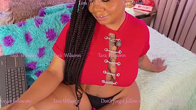 Snapshot of tarawilsonn chatting on 04.10.26 tarawilsonn online show from 04.10.26
