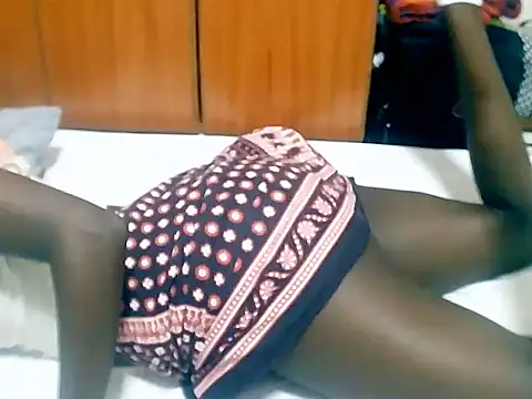 Snapshot of tee_sly chatting on 03.02.26 tee sly online show from 03.02.26