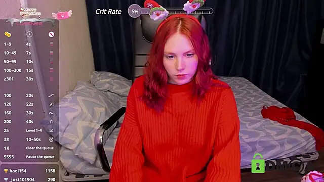 Snapshot of _Alicia_Fox_ chatting on 12.31.24 Alicia Fox online show from 12.31.24