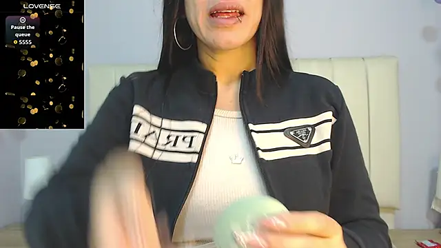 amy le01 online show from 11.21.25