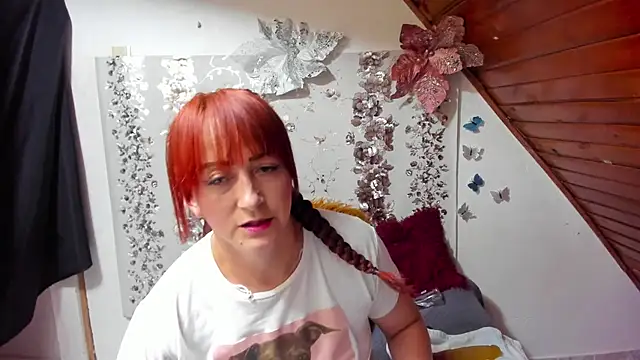 Hannaa32 online show from 01.31.25