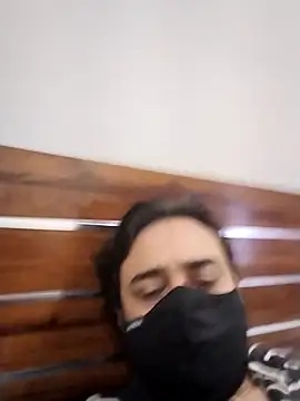 Snapshot of sunnyrockindia chatting on 11.16.25 sunnyrockindia online show from 11.16.25