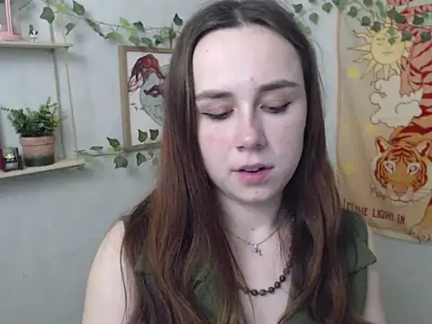 Snapshot of VeryVeryVeryShy_ chatting on 04.22.26 VeryVeryVeryShy online show from 04.22.26