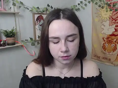 Snapshot of VeryVeryVeryShy_ chatting on 04.29.26 VeryVeryVeryShy online show from 04.29.26