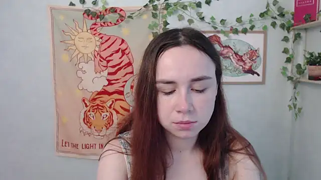 Snapshot of VeryVeryVeryShy_ chatting on 05.14.26 VeryVeryVeryShy online show from 05.14.26