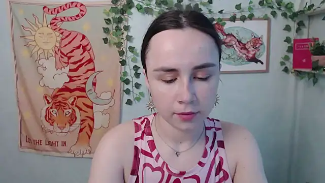 Snapshot of VeryVeryVeryShy_ chatting on 05.22.26 VeryVeryVeryShy online show from 05.22.26