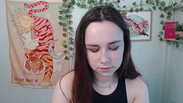 Snapshot of VeryVeryVeryShy_ chatting on 05.27.26 VeryVeryVeryShy online show from 05.27.26