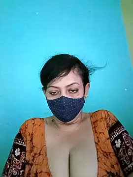 Snapshot of love_suman chatting on 04.21.26 love suman online show from 04.21.26