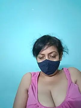 Snapshot of love_suman chatting on 05.25.26 love suman online show from 05.25.26