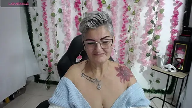 bety-cum2 online show from 02.19.25